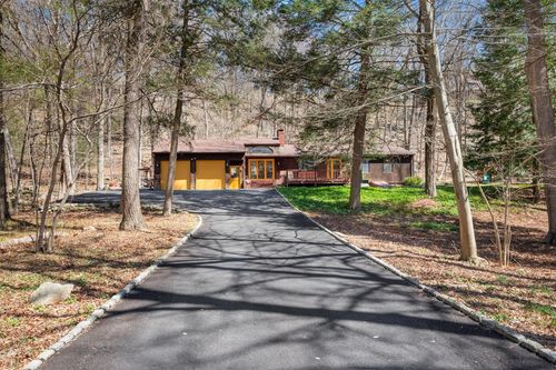 72 Maple Brook Rd, Tuxedo Park, NY, 10987-4625 | Card Image