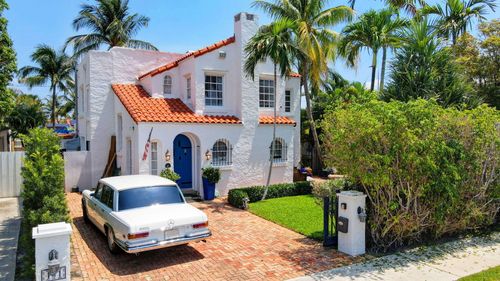 431 37th St, West Palm Beach, FL, 33407-4415 | Card Image