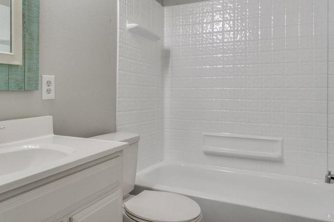 440 Pine Hollow Rd, House other with 3 bedrooms, 2 bathrooms and 2 parking in Liberty TX | Image 8