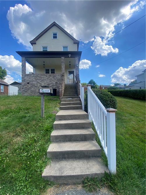 1114 Glass St, White Oak, PA, 15131 | Card Image