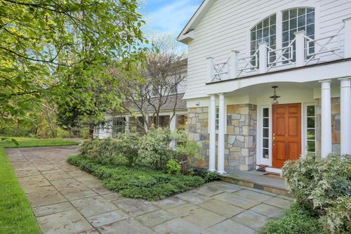 42 Old Mill Rd, Greenwich, CT, 06831-3346 | Card Image