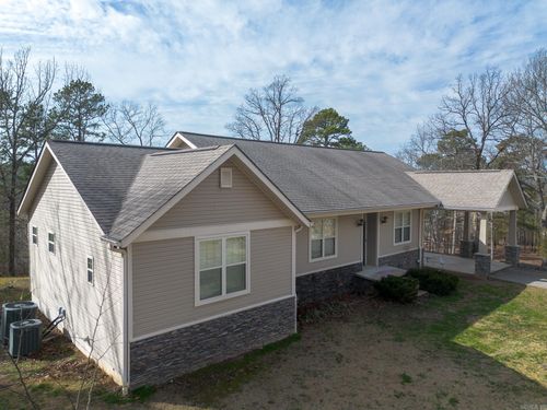 95 Red Oak St, Pleasant Plains, AR, 72568-9003 | Card Image