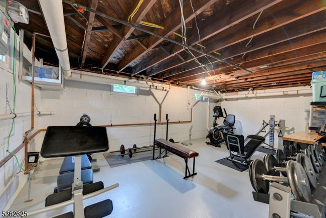306 Boulevard, House other with 3 bedrooms, 2 bathrooms and null parking in Pompton Plains NJ | Image 31