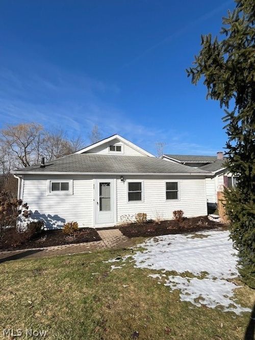 1040 Moneta Ave, Aurora, OH, 44202-9500 | Card Image