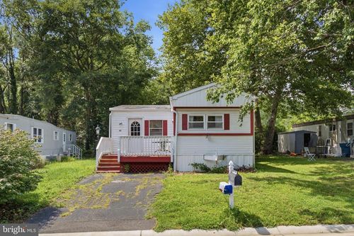 39 Antonia Dr, Jackson, NJ, 08527-3120 | Card Image