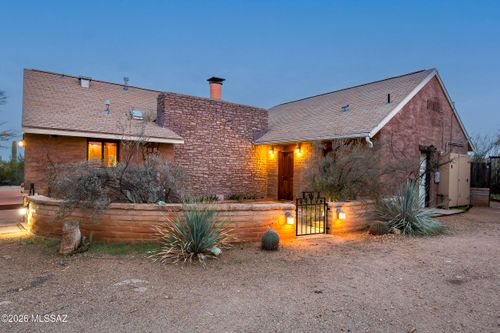 3809 W Camino Nuestro, Tucson, AZ, 85745 | Card Image