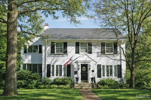 210 Jefferson Rd, Webster Groves, MO, 63119-3628 | Card Image