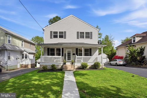 31 Evergreen Ave, BROOMALL, PA, 19008-1204 | Card Image