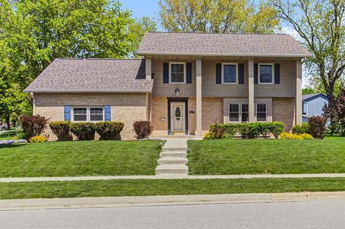 1419 Mckinley Dr, Ames, IA, 50010-4513 | Card Image