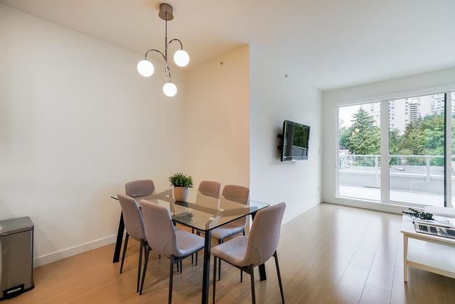 508 - 5460 Broadway, Condo with 1 bedrooms, 1 bathrooms and 1 parking in Burnaby BC | Image 10