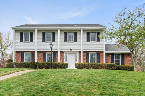 1001 Centergate Dr, Bethel Park, PA, 15102-1411 | Card Image