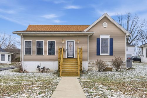 433 N College St, Harrodsburg, KY, 40330-1117 | Card Image