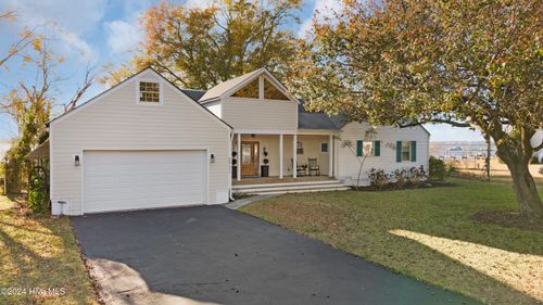 511 N A St, Bridgeton, NC, 28519-1025 | Card Image