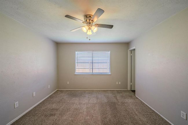 22739 Millgate Dr, House other with 3 bedrooms, 2 bathrooms and 2 parking in Spring TX | Image 13