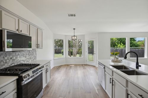 1867 Wallin Loop, Round Rock, TX, 78664-4599 | Card Image