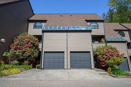8569 Wilderness Crt, Burnaby, BC, V5A4B2 | Card Image