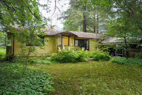 5852 Montgomery Street, Juneau, AK, 99801 | Card Image