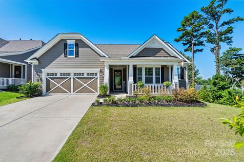 4128 Honey Locust Dr, Charlotte, NC, 28215-3091 | Card Image