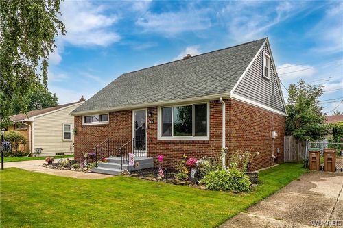 266 N Pleasant Pkwy, Cheektowaga, NY, 14206-2427 | Card Image