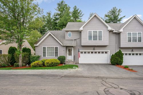22 Town Village Dr, Salem, NH, 03079-3288 | Card Image