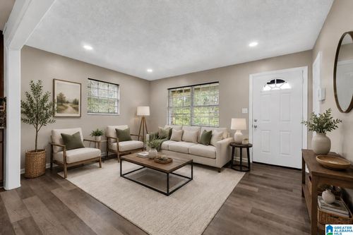 608 10th Ter, Pleasant Grove, AL, 35127-1524 | Card Image