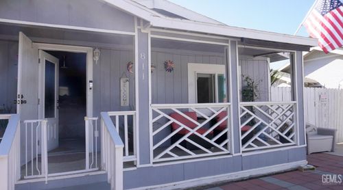 811 V St, Bakersfield, CA, 93304 | Card Image