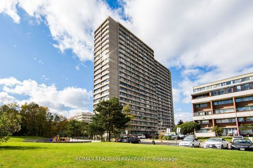 2101-10 Sunny Glenway, East York, ON, M3C2Z3 | Card Image