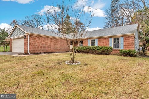 2572 Golfers Ridge Rd, ANNAPOLIS, MD, 21401-6914 | Card Image