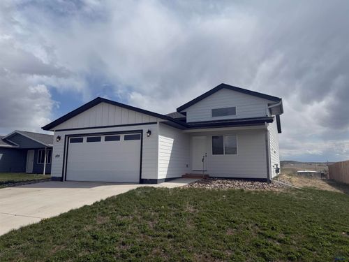 409 Nighthawk Dr, BOX ELDER, SD, 57719 | Card Image