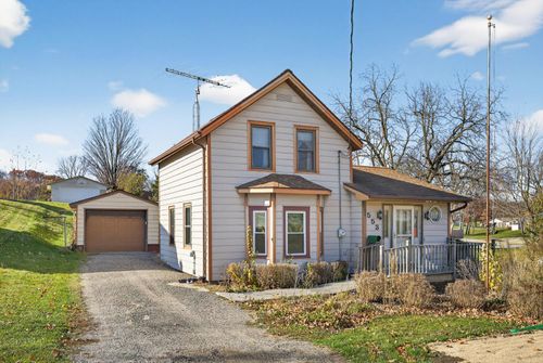 553 3rd Ave Ne, Mazeppa, MN, 55956-3115 | Card Image