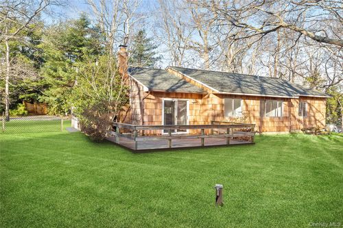 16 Settlers Landing Ln, East Hampton, NY, 11937-3319 | Card Image
