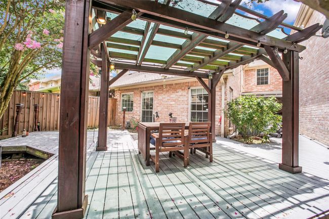Rear deck and pergola | Image 29