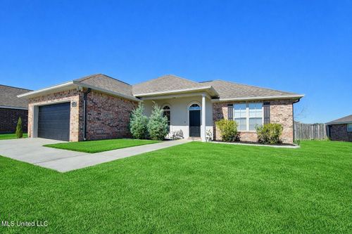 2205 Rhonda Ave, Ocean Springs, MS, 39564-3783 | Card Image