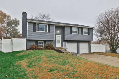 12109 Birchgrove Ct, Colerain Twp, OH, 45251-4246 | Card Image