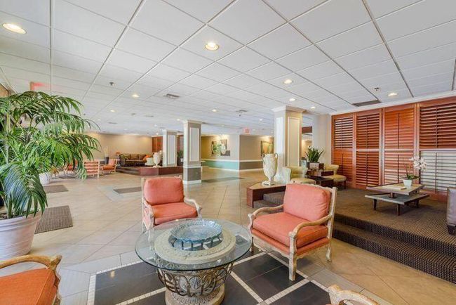 APT-523 - 1300 S Highway A1a, Condo with 2 bedrooms, 2 bathrooms and null parking in Jupiter FL | Image 13