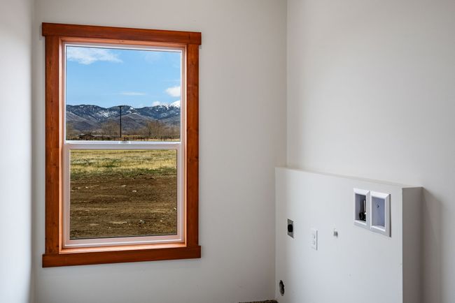 Laundry/ Utility Area | Image 11