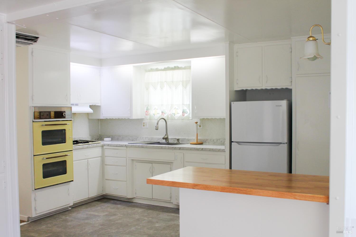 Manufactured In Park in Vallejo 3