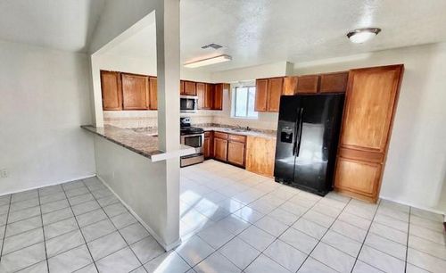 1546 Daisey Bell Ln, Houston, TX, 77067-3418 | Card Image