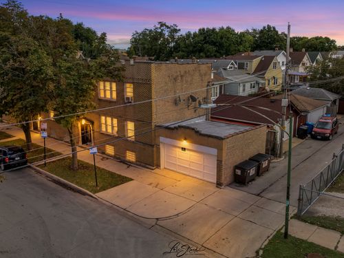 3058 N Lotus Ave, Chicago, IL, 60641-4817 | Card Image