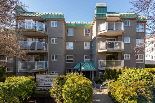 105-2520 Wark St, Victoria, BC, V8T5G6 | Card Image