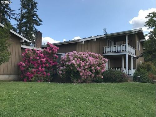 32313 Green Acres Loop, Cottage Grove, OR, 97424-9326 | Card Image