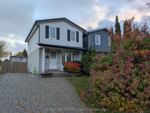 12 Hill St, Acton, ON, L7J2W2 | Card Image