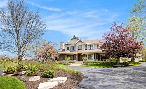 2674 Montreux Hills Ct, Ada, MI, 49301-9205 | Card Image