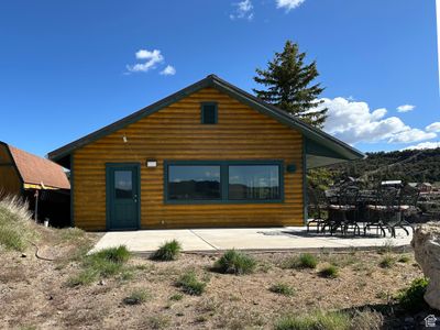 76 N Rustic Way, House other with 2 bedrooms, 2 bathrooms and null parking in Panguitch UT | Image 2