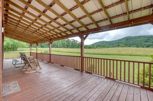 568 Parks Road, Hiawassee, GA, 30546 | Card Image