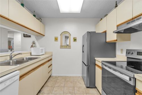 apt-106-12 Plantation Dr, Vero Beach, FL, 32966-7924 | Card Image