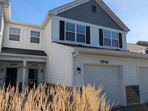 2542-2542 Golf Ridge Cir, Naperville, IL, 60563-2783 | Card Image