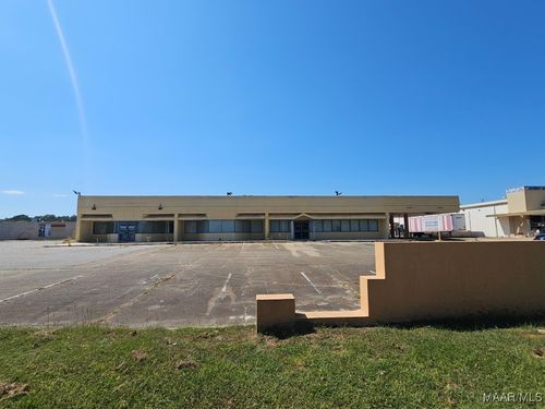 415 N Gilmer Ave, lanett, AL, 36863-2053 | Card Image