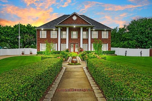 3419 Castle Ct, Durant, OK, 74701-1833 | Card Image