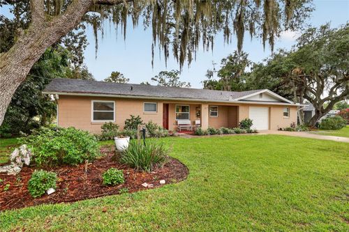 37414 Turner Dr, UMATILLA, FL, 32784-8374 | Card Image